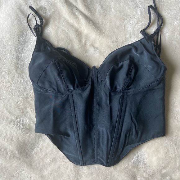UO KARISSA BUSTIER TOP - Picture 2 of 3